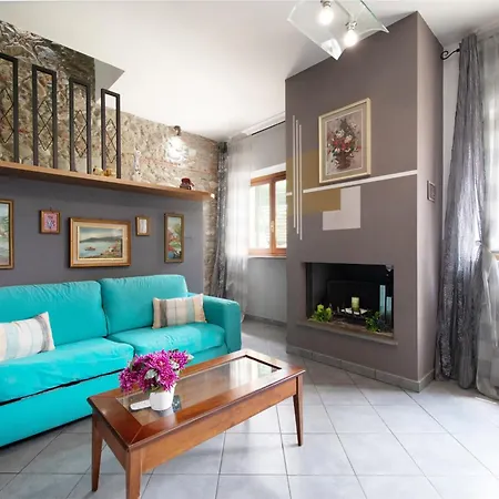 펜션 Casa I Tre Cipressi With Swimming Pool 카판노리