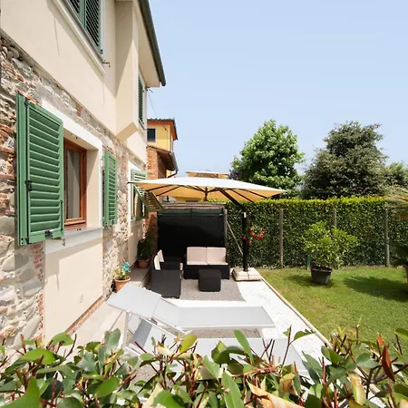Casa I Tre Cipressi With Swimming Pool Capannori
