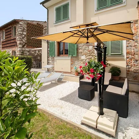 Casa I Tre Cipressi With Swimming Pool 카판노리